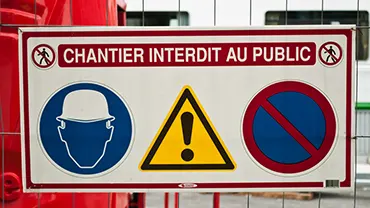 Les panneaux de chantier